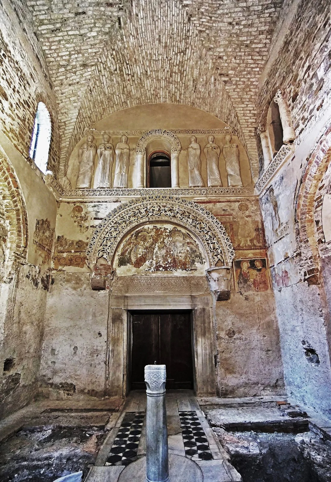 L'interno del Tempietto Longobardo di Cividale del Friuli